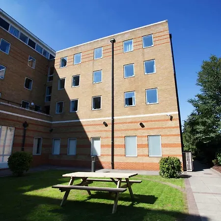 Multiple Bed Goodwood Road Sk דירה Levisham